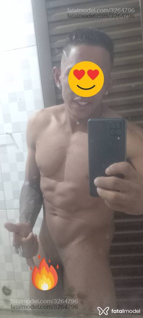 Acompanhante homem com cabelo castanho de olhos pretos - Matheus Wisney Acompanhante homem com cabelo castanho de olhos pretos - Matheus Wisney