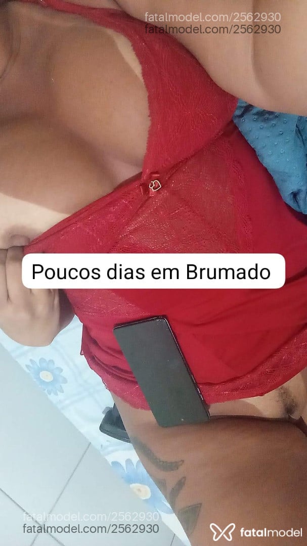 Acompanhante mulher morena (o) de olhos castanhos - Carol
