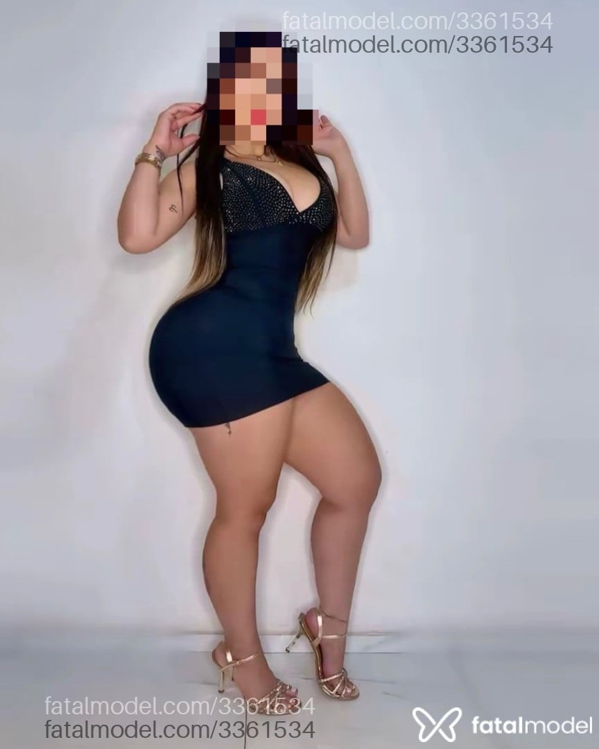 Acompanhante mulher com cabelo castanho de olhos verdes - Luna Ferrari