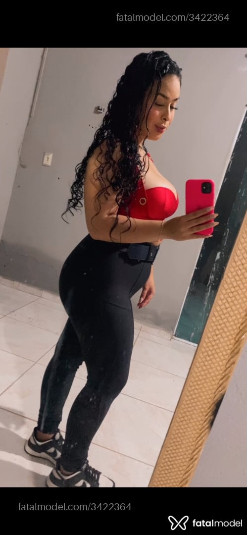 Acompanhante mulher morena (o) de olhos castanhos - Cacheadadoprazer