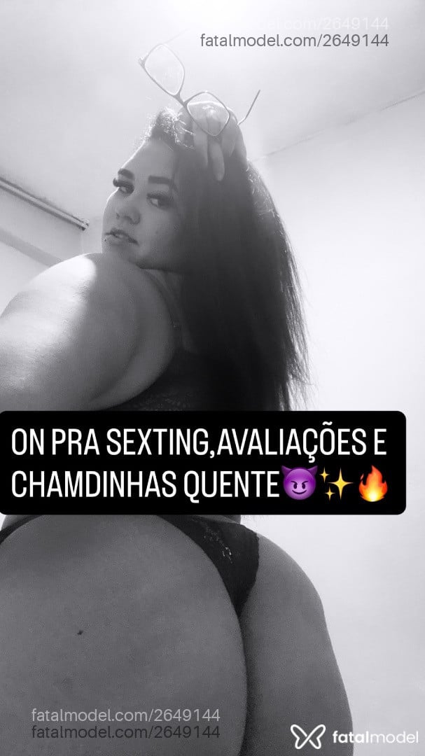 Acompanhante mulher com cabelo castanho de olhos castanhos - Eveee