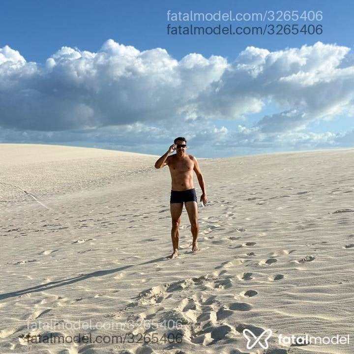 Acompanhante homem com cabelo grisalho de olhos castanhos em Balneário Camboriú Acompanhante homem com cabelo grisalho de olhos castanhos em Balneário Camboriú - Alax Carter