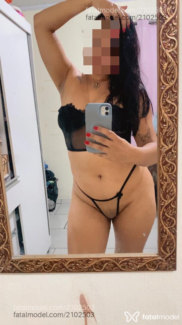 Acompanhante mulher morena (o) de olhos castanhos - Mila