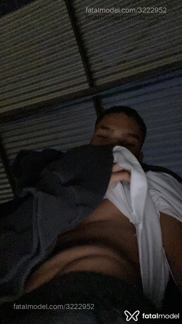 Acompanhante homem morena (o) de olhos castanhos - Mvmineirin