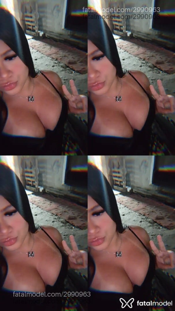 Acompanhante mulher morena (o) de olhos pretos - Alice