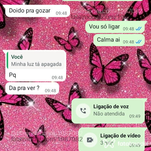 Acompanhante mulher trans com cabelo castanho de olhos castanhos - Nathánny
