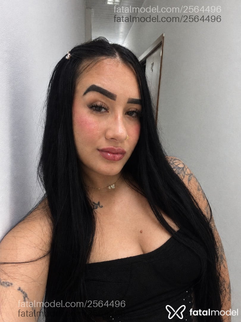 Acompanhante mulher morena (o) de olhos castanhos - Paula Juju