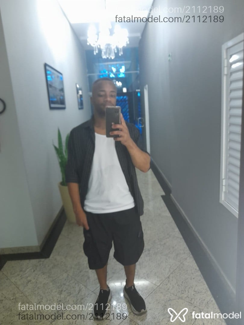Acompanhante homem morena (o) de olhos castanhos - Silva Reis