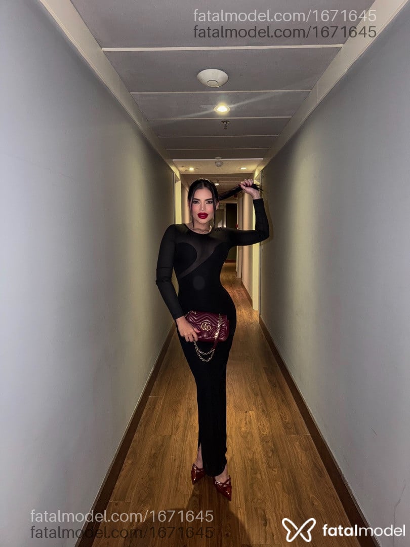Acompanhante mulher com cabelo castanho de olhos castanhos - Amanda