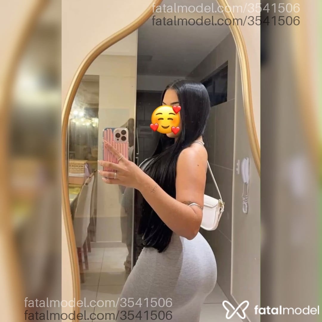 Acompanhante mulher morena (o) de olhos castanhos - Angélica Bolzani