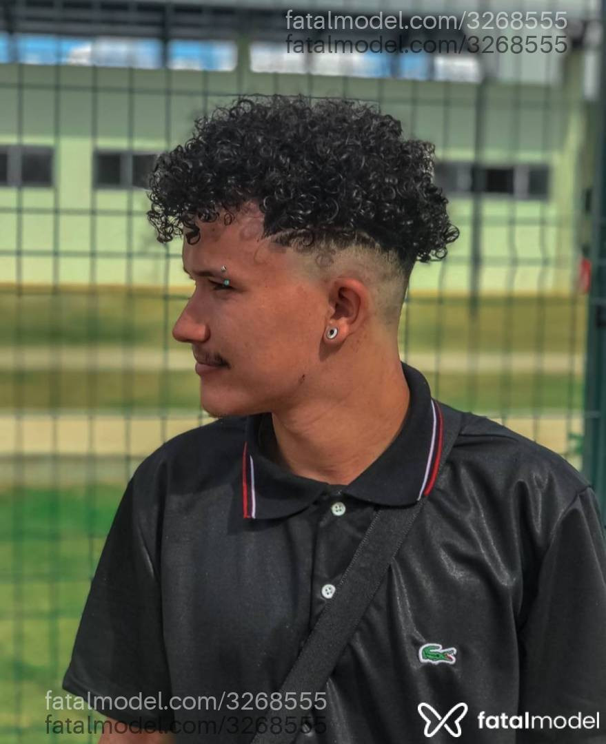 Acompanhante homem com cabelo castanho de olhos castanhos - Ryner Bueno Acompanhante homem com cabelo castanho de olhos castanhos - Ryner Bueno