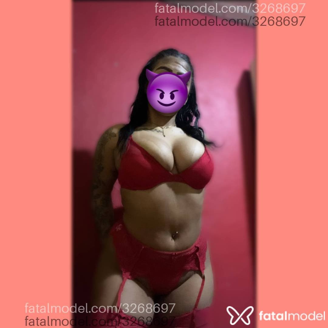 Acompanhante mulher morena (o) de olhos verdes - Milaa
