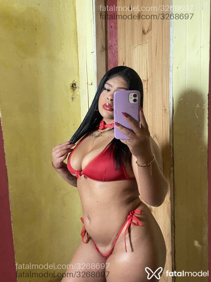 Acompanhante mulher morena (o) de olhos verdes - Milaa