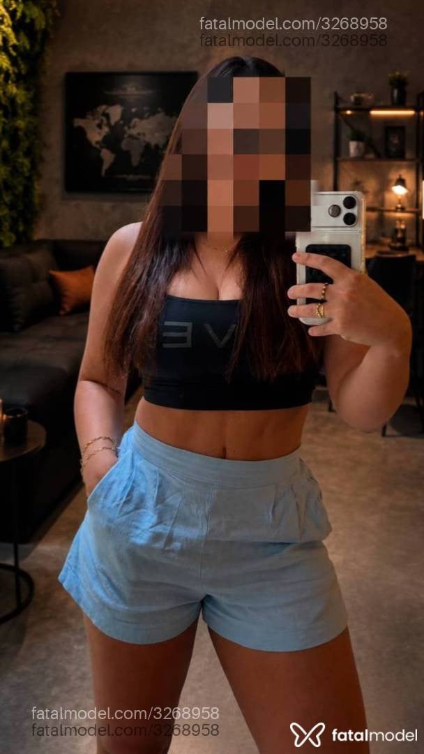 Acompanhante mulher com cabelo castanho de olhos castanhos em Vitória - Amanda Ricci
