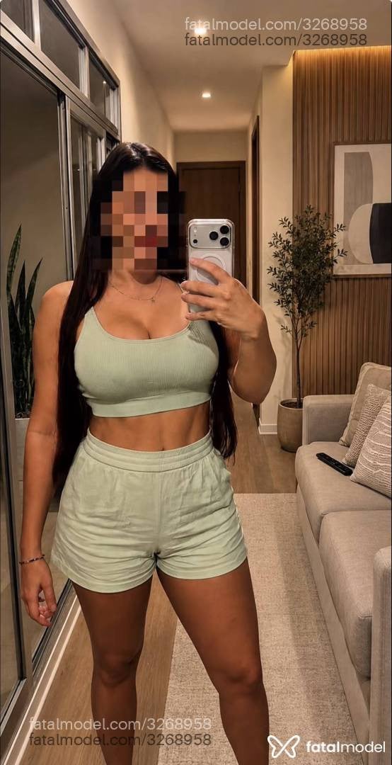 Acompanhante mulher com cabelo castanho de olhos castanhos em Vitória - Amanda Ricci