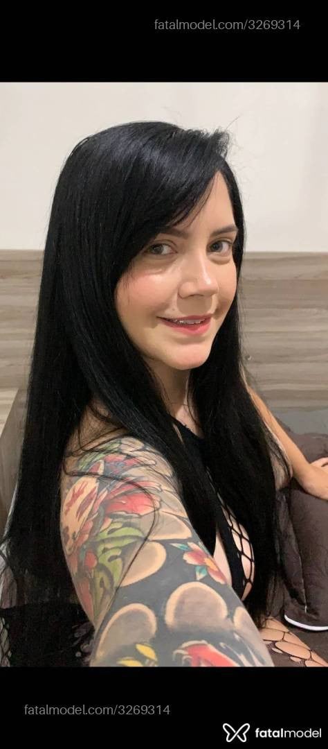 Acompanhante mulher morena (o) de olhos verdes em Guarantã do Norte - Antonella