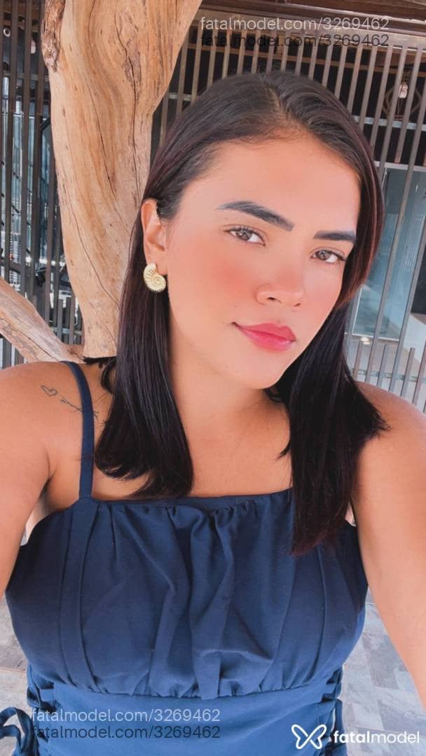 Acompanhante mulher morena (o) de olhos pretos - Fernanda