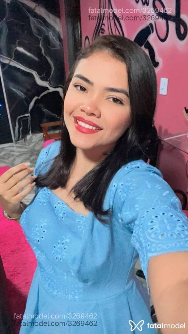 Acompanhante mulher morena (o) de olhos pretos - Fernanda