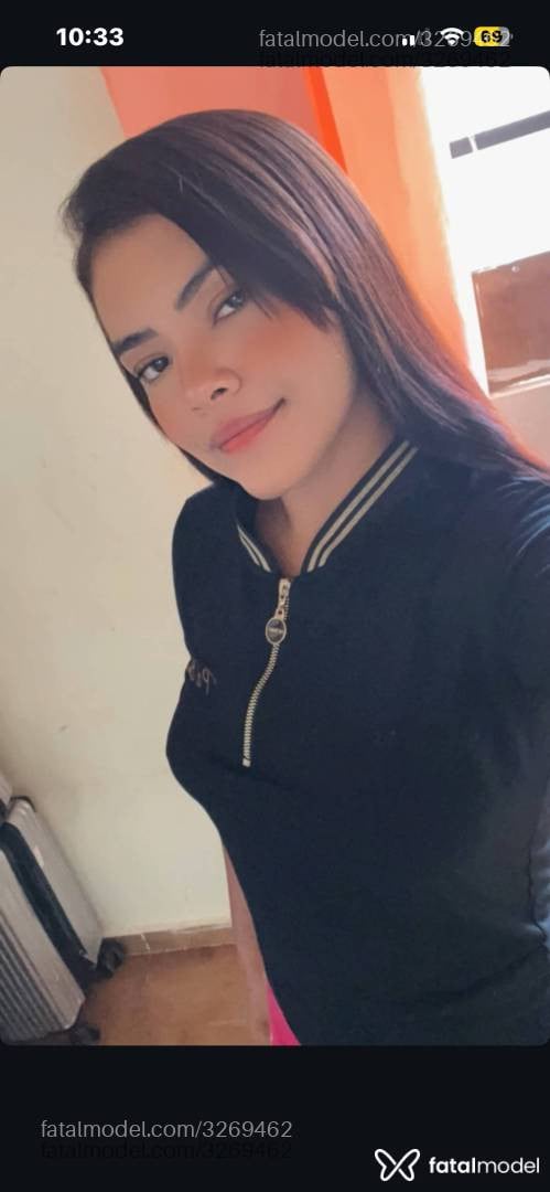Acompanhante mulher morena (o) de olhos pretos - Fernanda