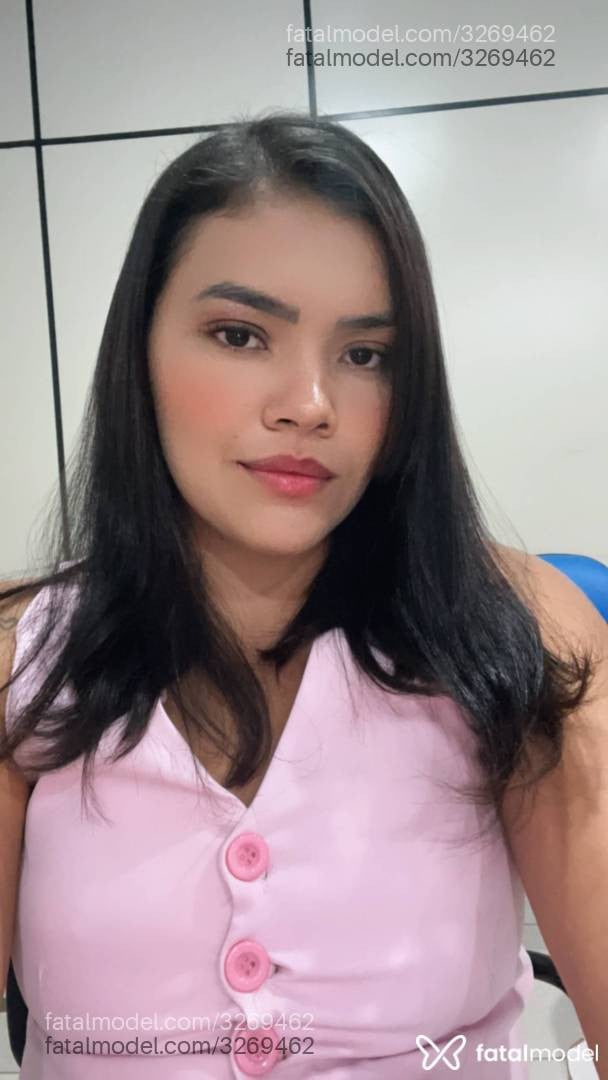 Acompanhante mulher morena (o) de olhos pretos - Fernanda