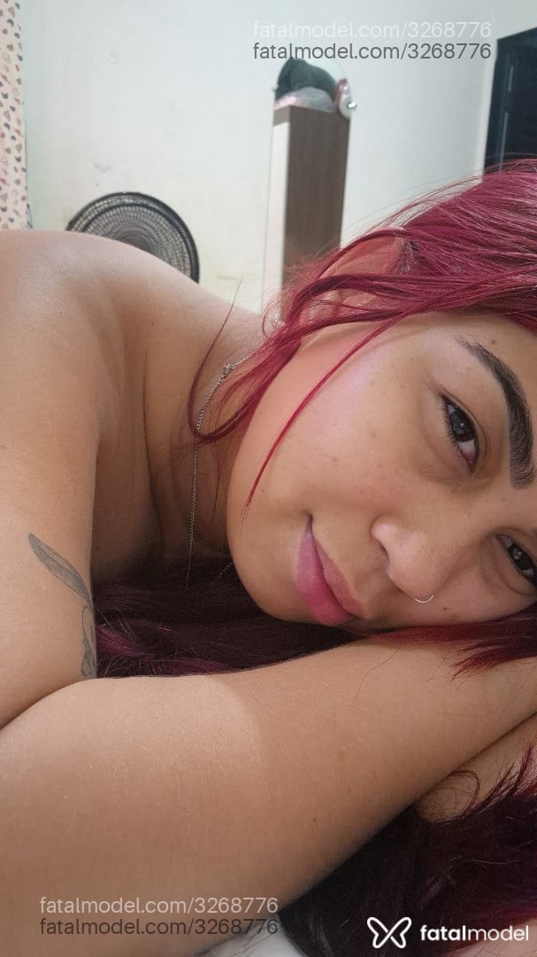 Acompanhante mulher ruiva (o) de olhos pretos - Cerejinhaaa