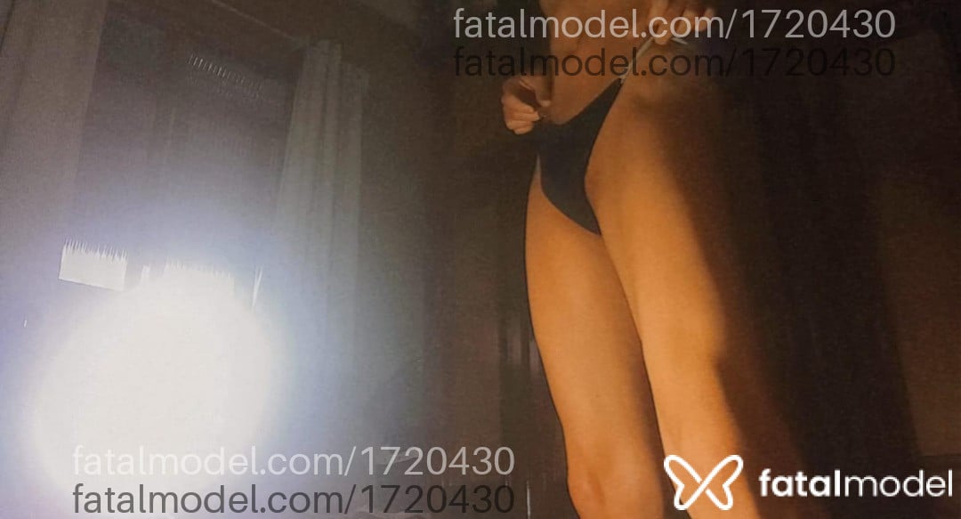 Acompanhante mulher trans morena (o) de olhos castanhos - Lua