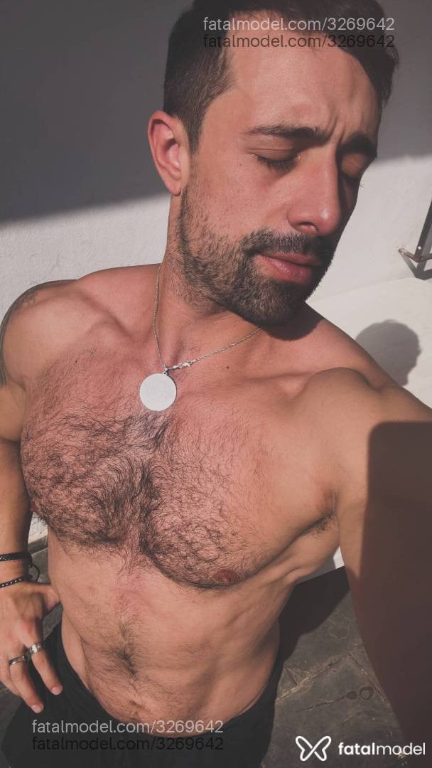 Acompanhante homem com cabelo castanho de olhos mel - Mark