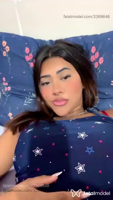 Acompanhante mulher morena (o) de olhos castanhos - Joyce Lima Acompanhante mulher morena (o) de olhos castanhos - Joyce Lima