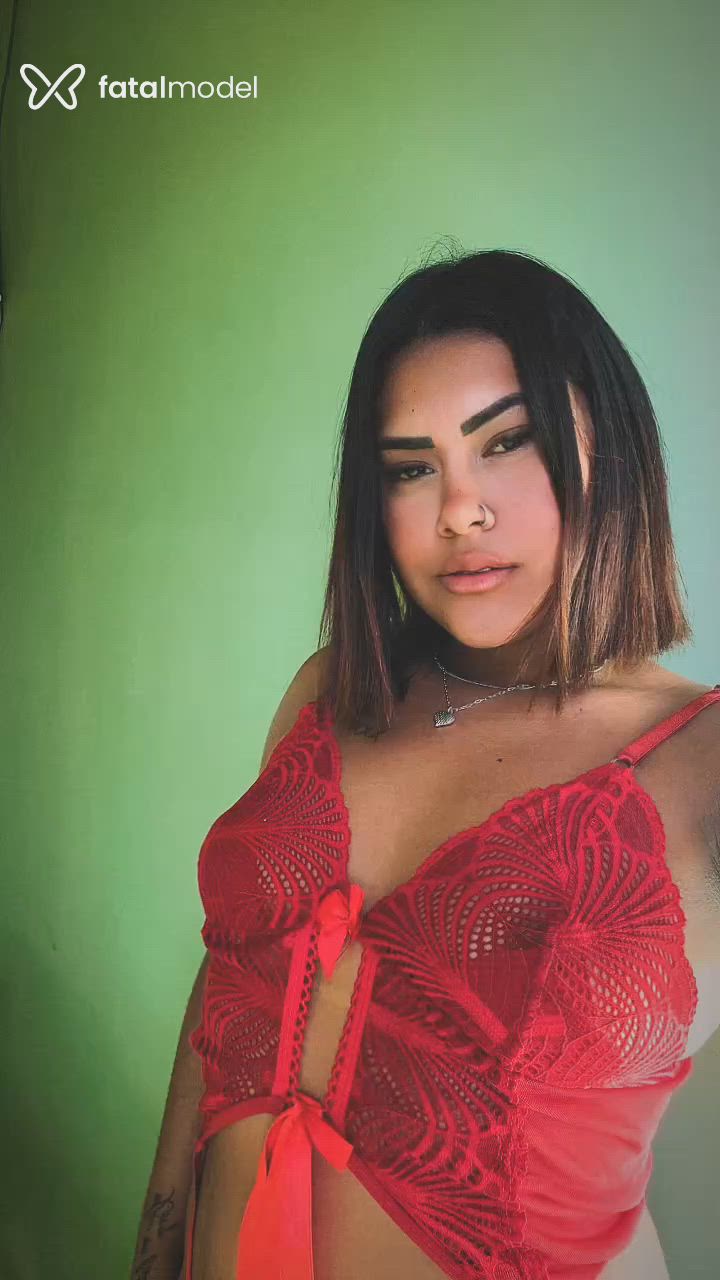 Acompanhante mulher morena (o) de olhos castanhos - Joyce Lima Acompanhante mulher morena (o) de olhos castanhos - Joyce Lima