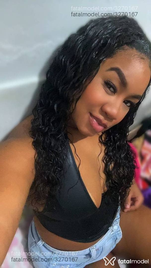 Acompanhante mulher morena (o) de olhos pretos - Natália Lima