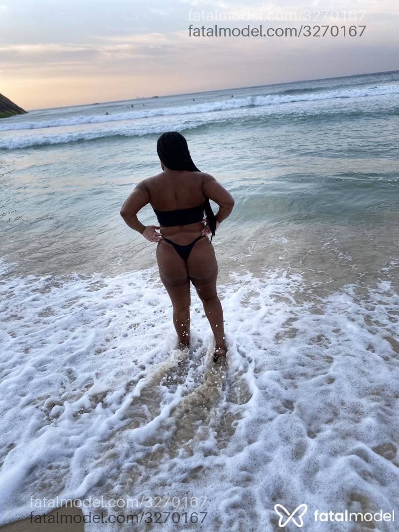 Acompanhante mulher morena (o) de olhos pretos em Três Rios - Natália Lima