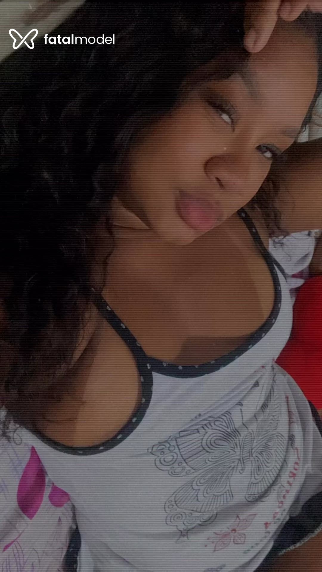 Acompanhante mulher morena (o) de olhos pretos em Três Rios - Natália Lima