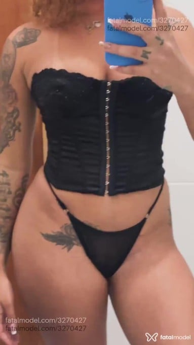 Acompanhante mulher com cabelo castanho de olhos mel em Juiz de Fora - Isadora