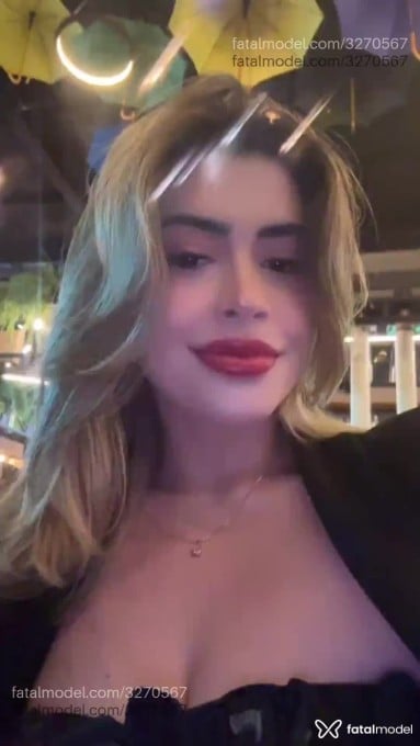 Acompanhante mulher loira (o) de olhos castanhos em São Paulo - Jade Agnelli