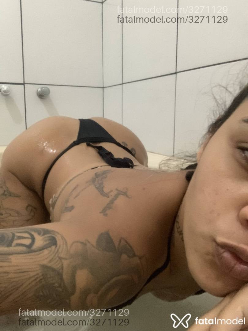 Acompanhante mulher loira (o) de olhos castanhos em Araxá - Brenda Salles