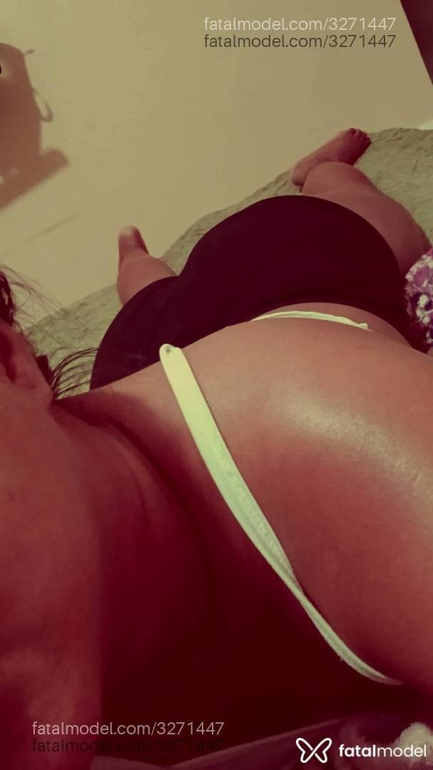 Acompanhante mulher morena (o) de olhos pretos - Lumy Amorim