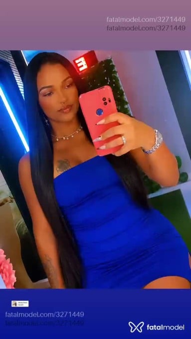 Acompanhante mulher morena (o) de olhos mel - Ketrin Indiana Acompanhante mulher morena (o) de olhos mel - Ketrin Indiana