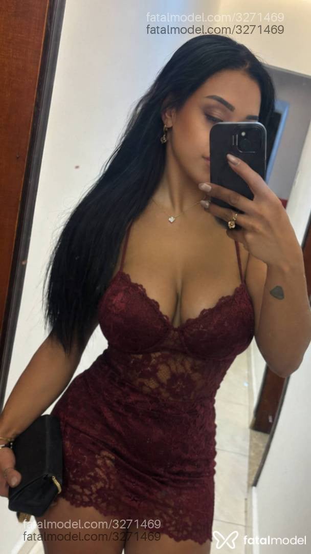 Acompanhante mulher morena (o) de olhos pretos - Juh