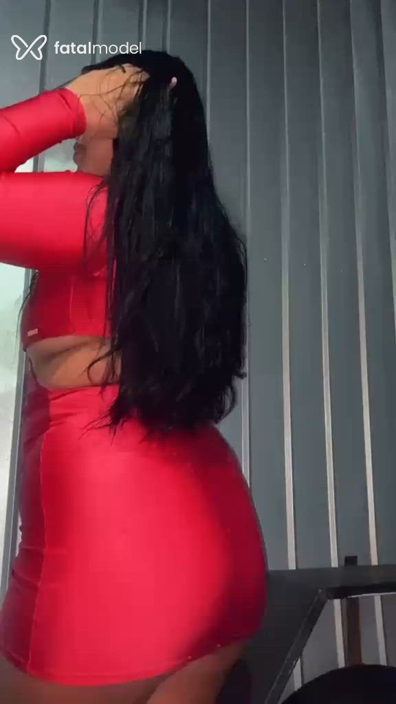 Acompanhante mulher morena (o) de olhos pretos - Natty Ortiz