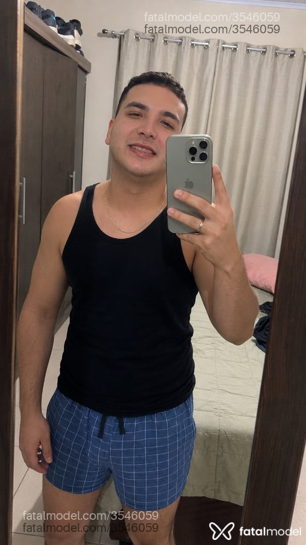 Acompanhante homem morena (o) de olhos mel - Juzinhaapertada