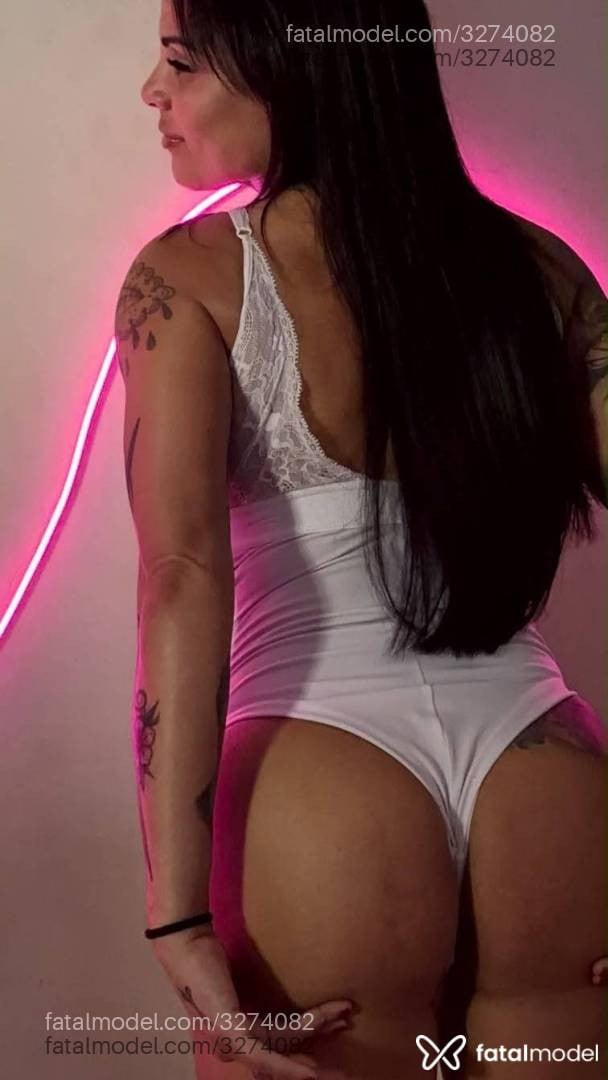 Acompanhante mulher morena (o) de olhos mel - Morgana