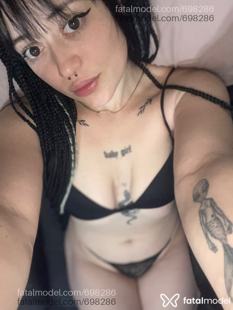 Acompanhante mulher com cabelo castanho de olhos castanhos - pamela