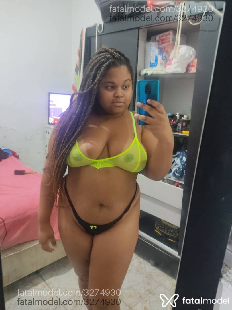 Acompanhante mulher com cabelo castanho de olhos castanhos em Rio de Janeiro - Badgal