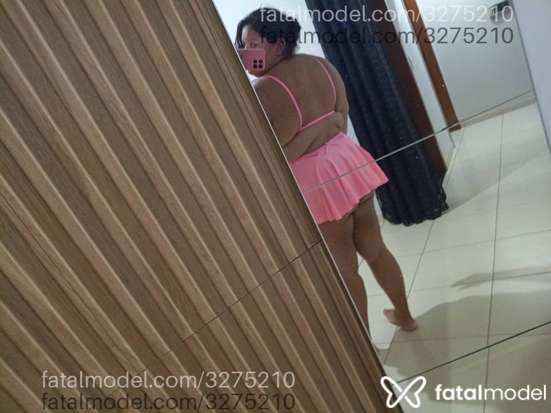 Acompanhante mulher morena (o) de olhos castanhos - Carol
