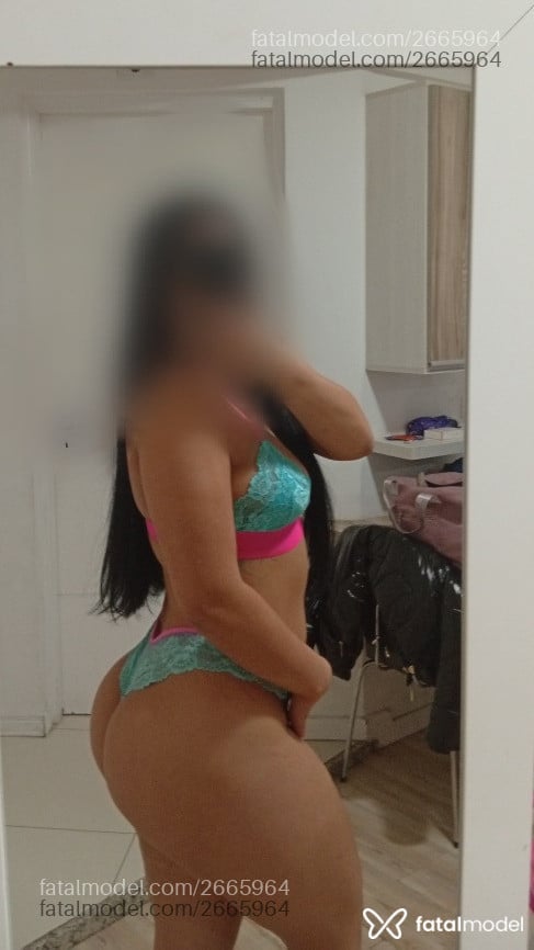 Acompanhante mulher morena (o) de olhos castanhos - Lais Bentescovski