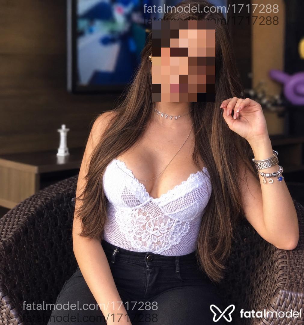 Acompanhante mulher loira (o) de olhos verdes - Luiza Maria
