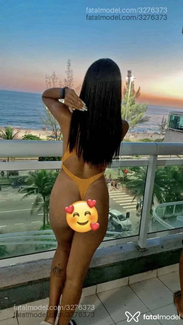 Acompanhante mulher morena (o) de olhos mel - Mel Suite