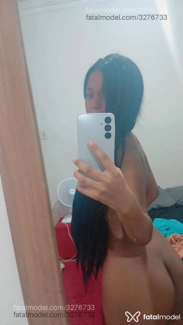 Acompanhante mulher morena (o) de olhos castanhos - Jasmine