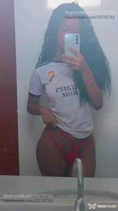 Acompanhante mulher morena (o) de olhos castanhos em Macaé Acompanhante mulher morena (o) de olhos castanhos em Macaé - Jasmine