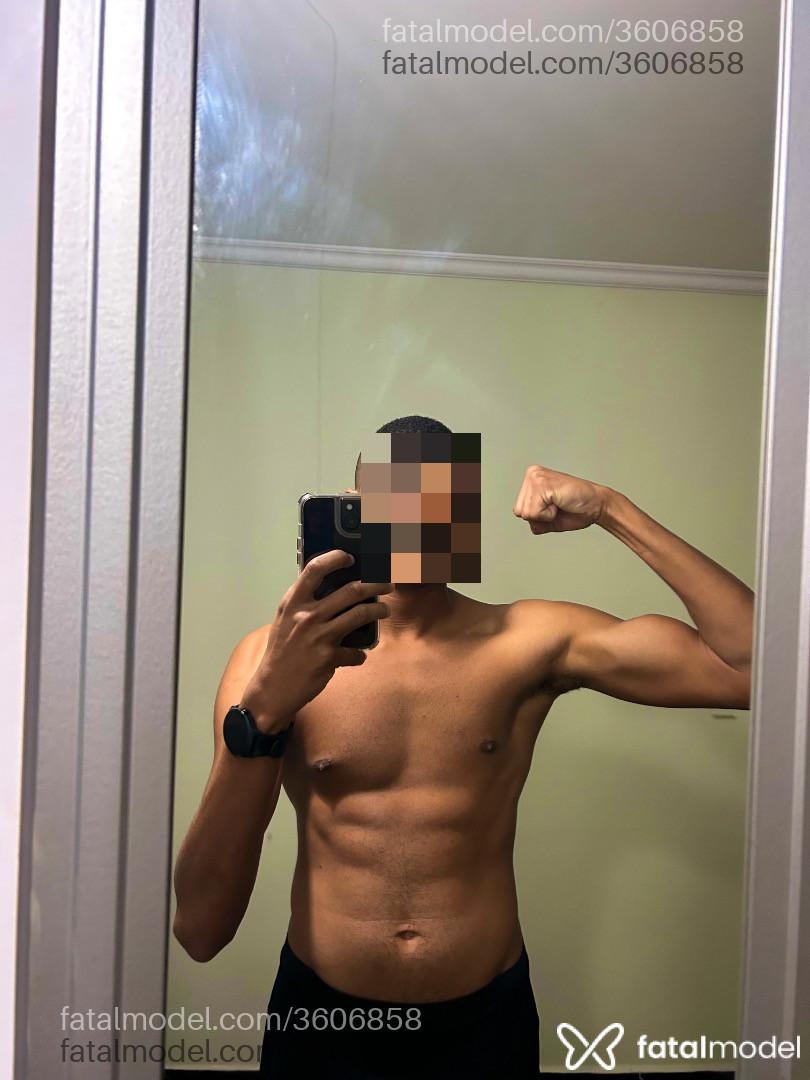 Acompanhante homem morena (o) de olhos pretos - Oliveira